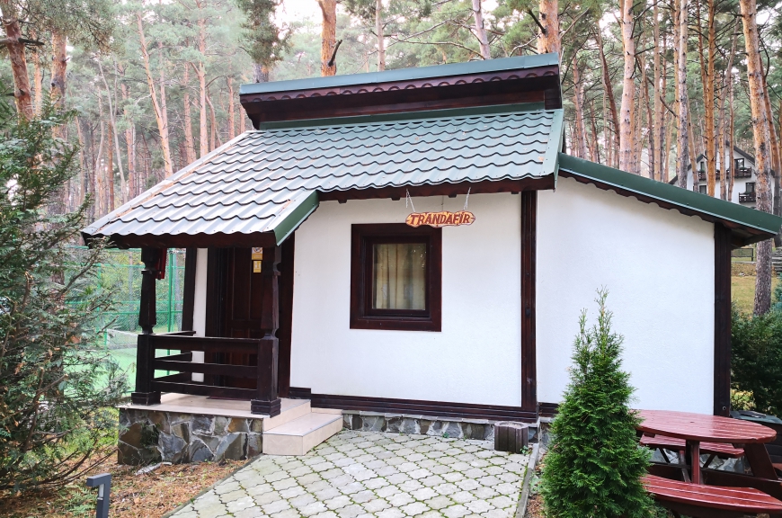 Trandafir Cottage